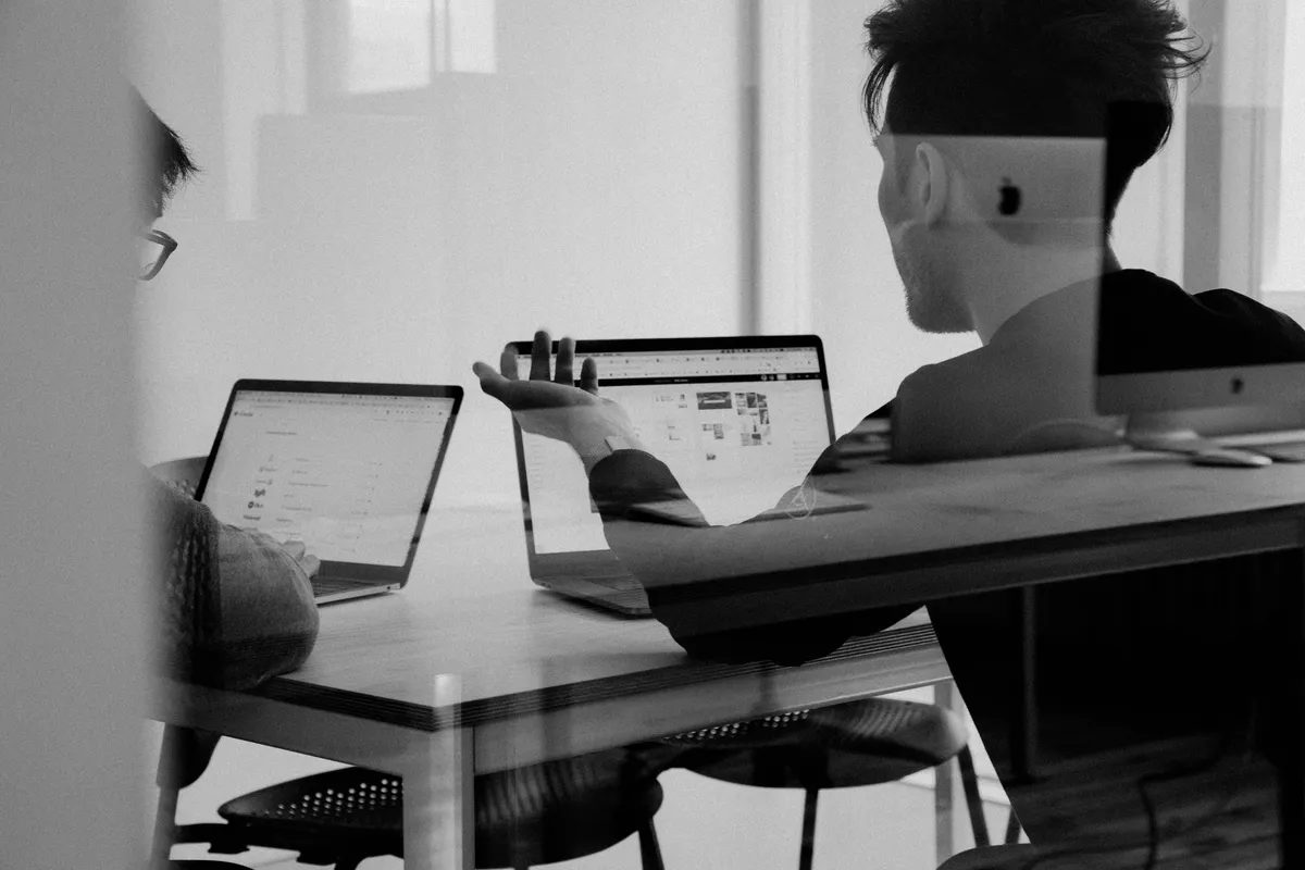 Developer using Listopia for agile sprint planning